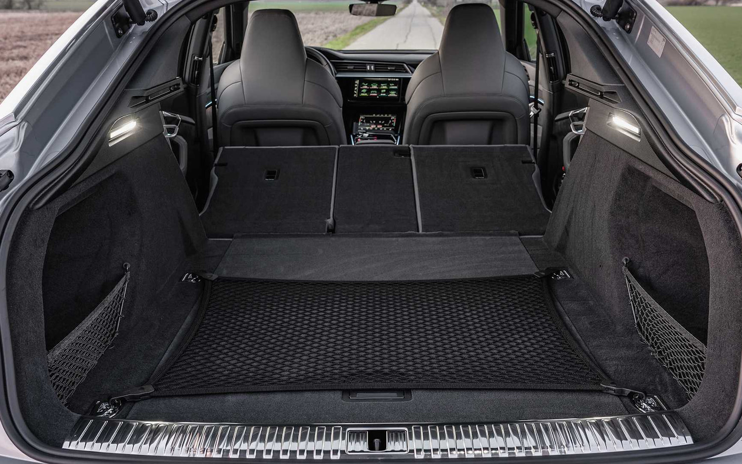 Audi etron Sportback Prestige 2021 SUV Drive